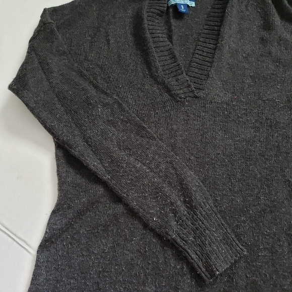 Old Navy Maternity hooded knit Sweater - Picture 3 of 7